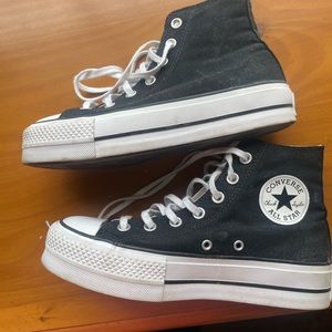 Chuck Taylor all star lift hi in black size 7